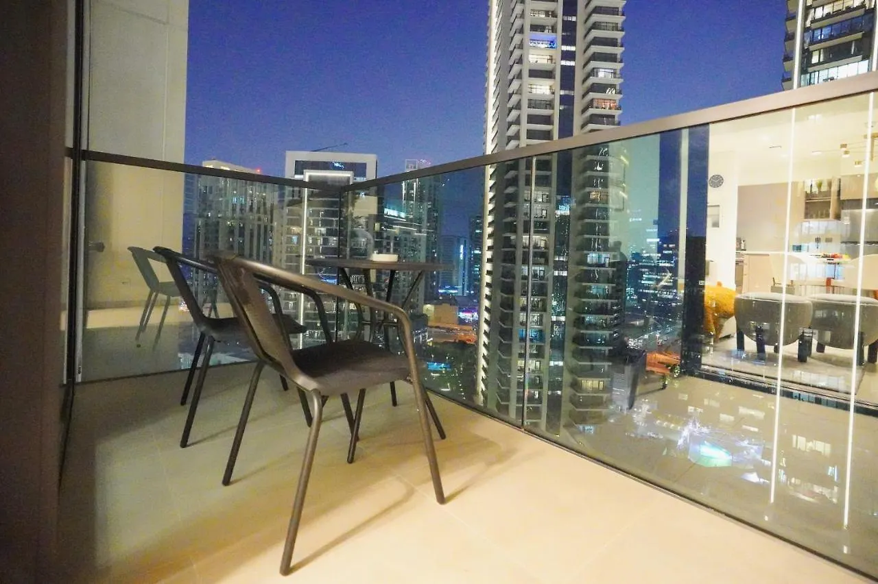 Citihome-1Br In Act One With Burj Khalifa View At Pool Dubai Apartment